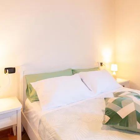 Guest house Domo Mea Rooms