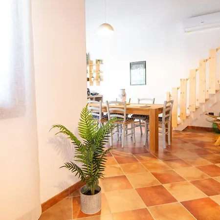 Casa de hóspedes Domo Mea Rooms 3*