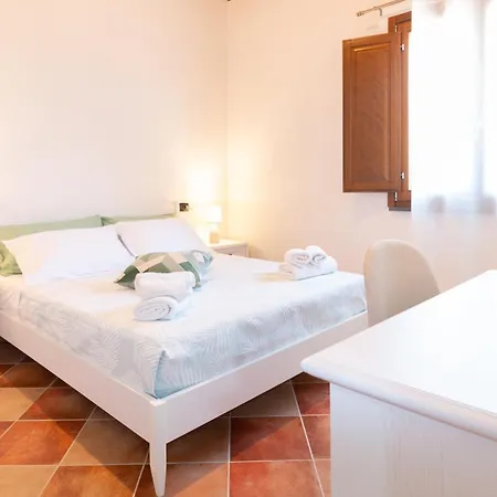 Sardinianworld - Domo Mea Affittacamere *